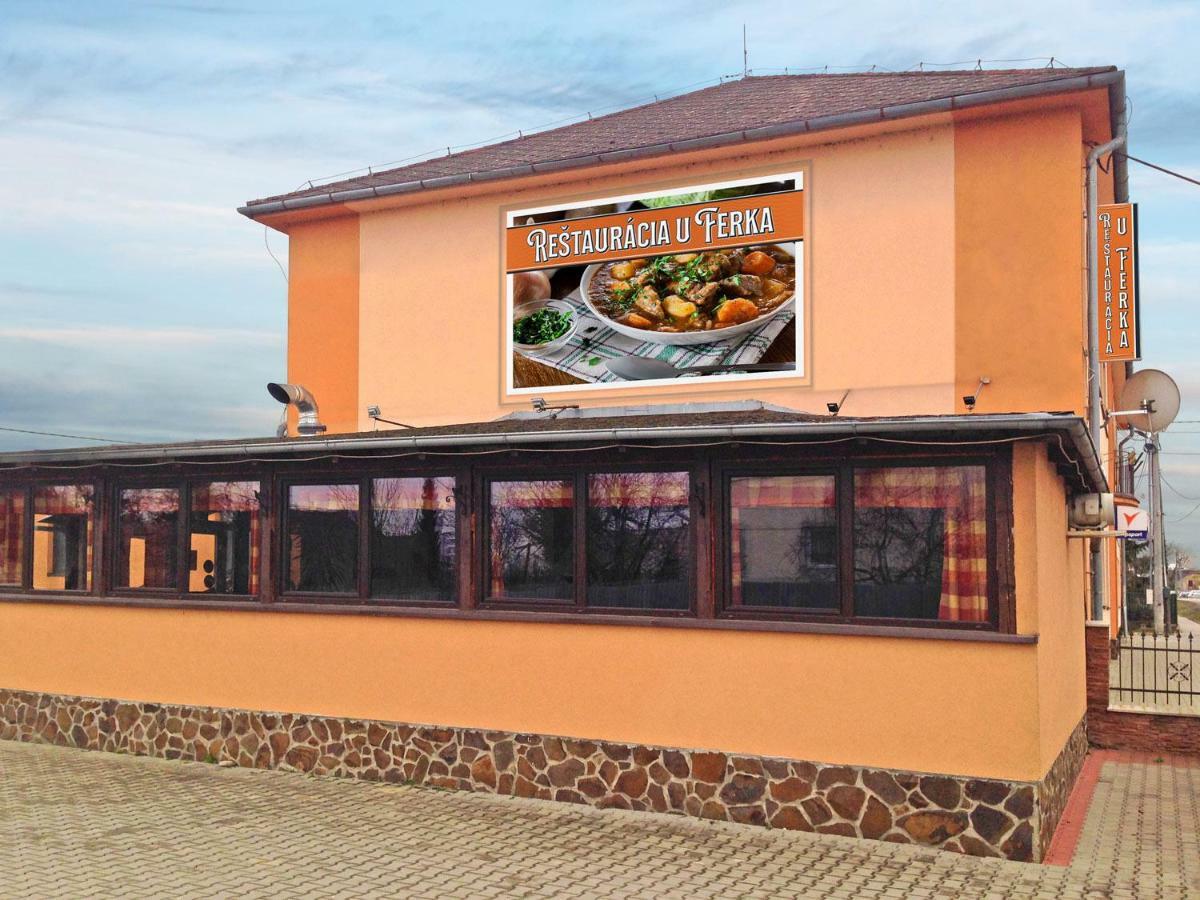 U Ferka Hotel Lemesany Exterior foto